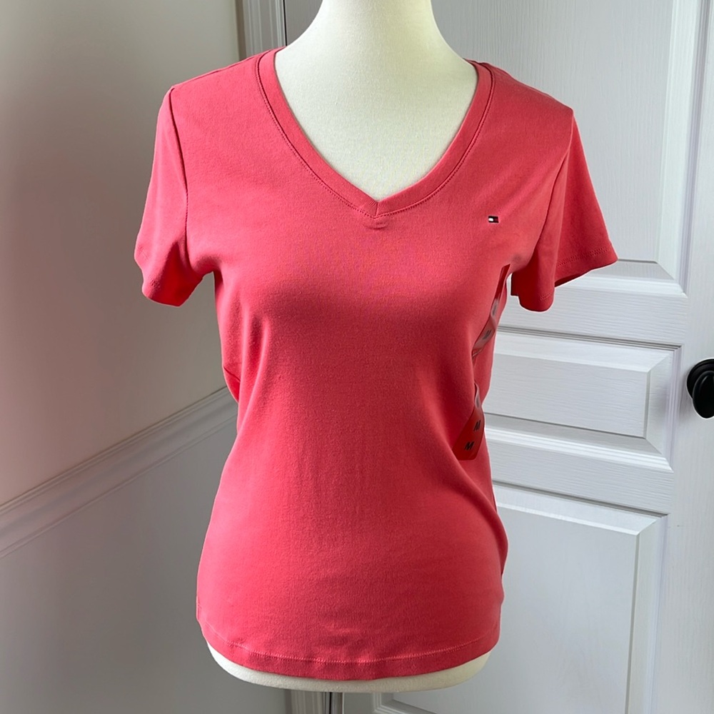 NWT Tommy Hilfiger V-neck Short Sleeve T-shirt